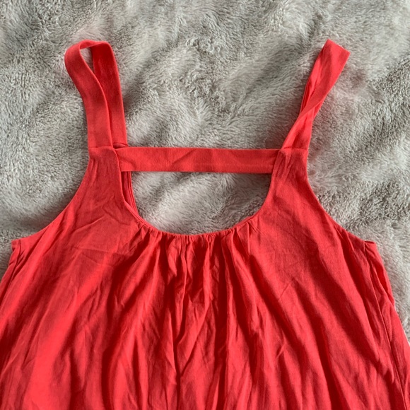 Flowy Tank! - Picture 3 of 5